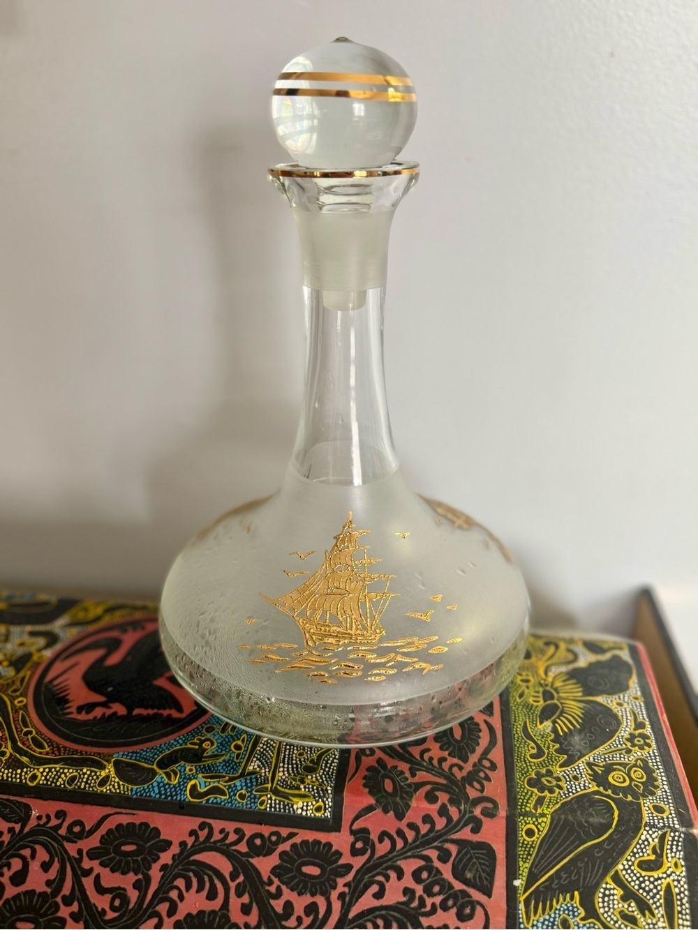 Rare Bohemia Crystal Decanter Frosted Glass with 22K Gold Nautical Design - Picture 9 of 10